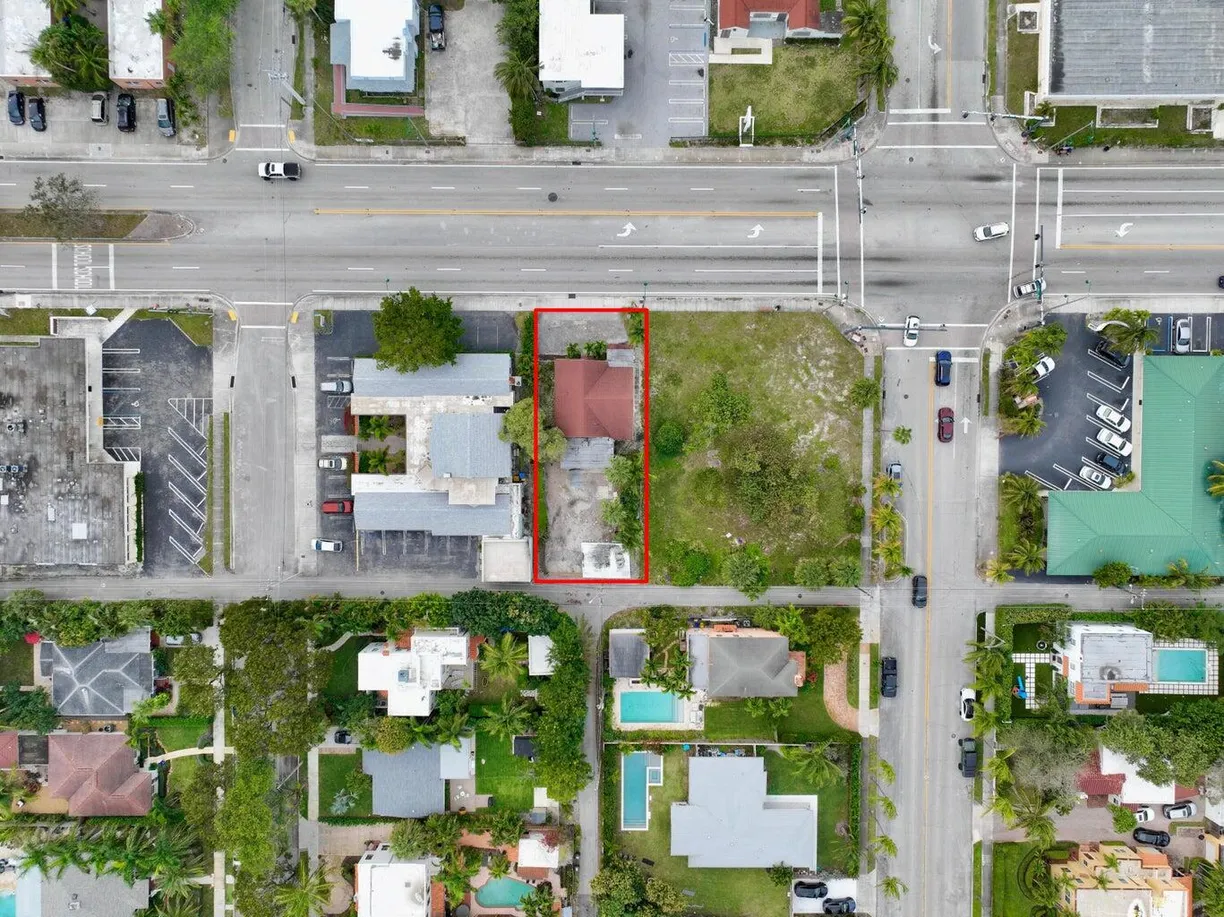 South Florida Real Estate | View 3608 Broadway Avenue | Listing