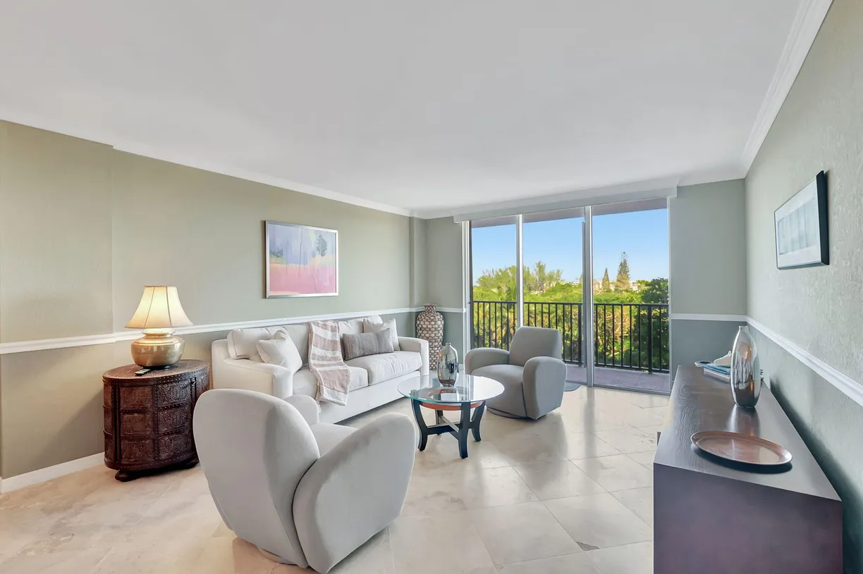 South Florida Real Estate | View 2121 N Ocean Boulevard, 604w | Listing