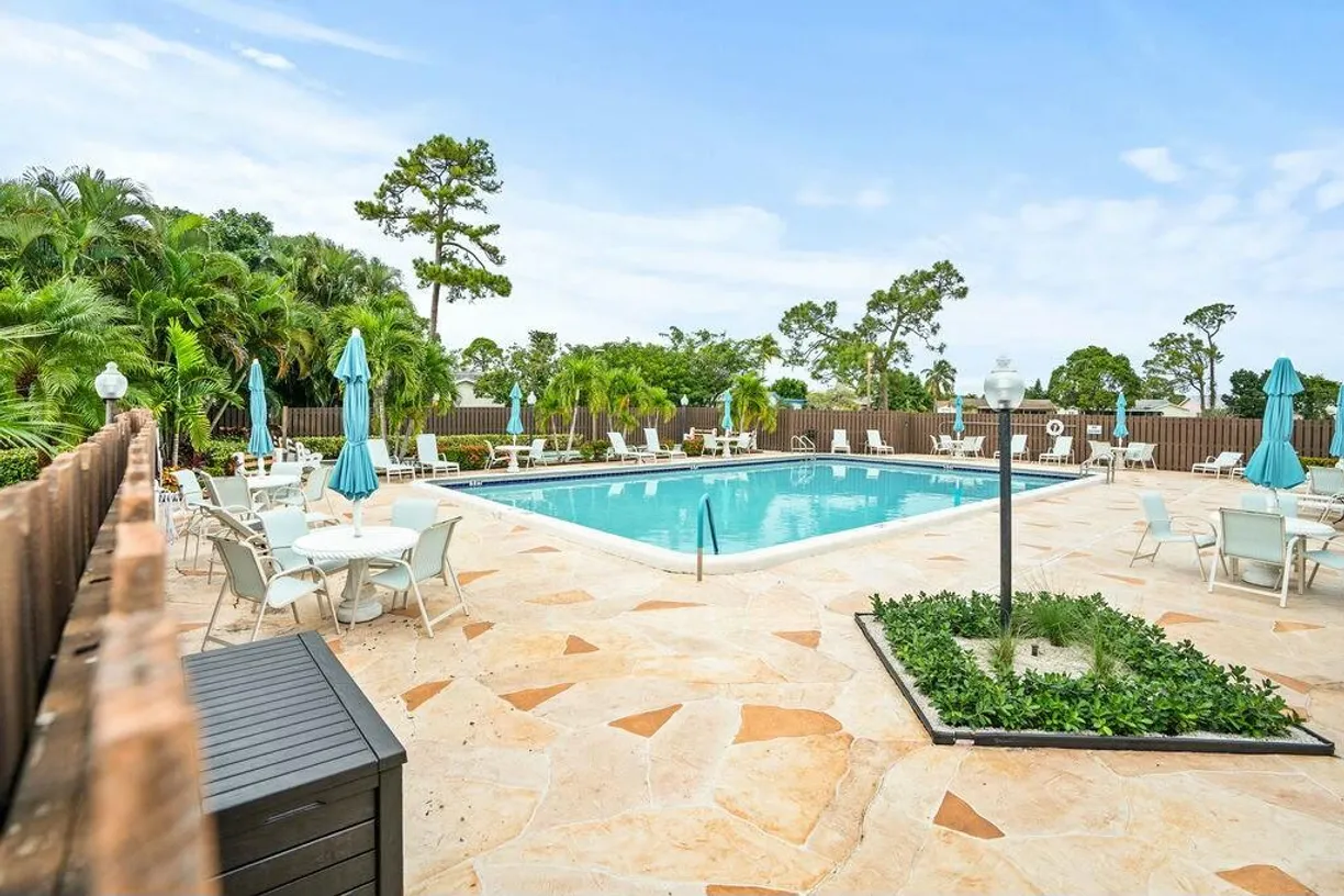 South Florida Real Estate | View 7410 Pine Forest Circle | Listing