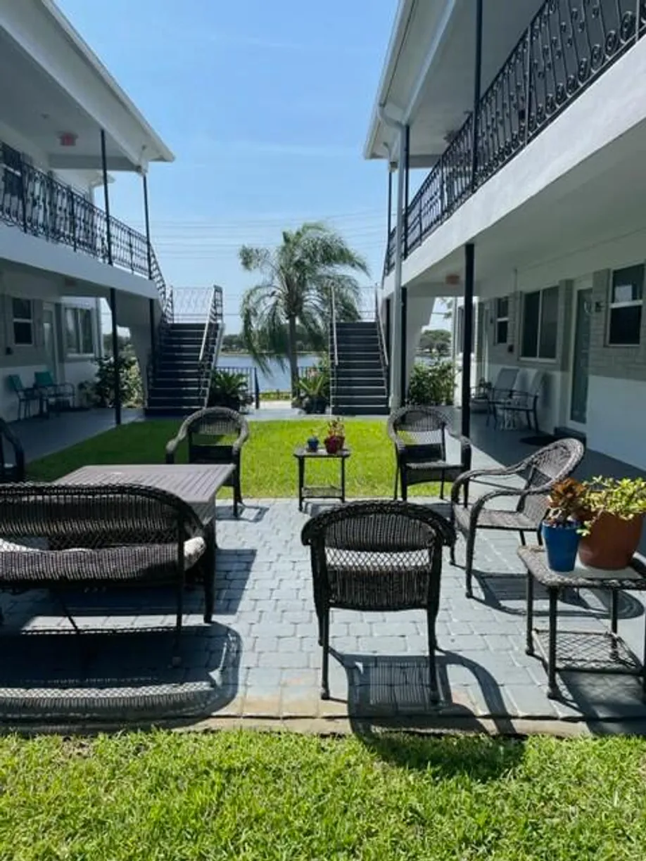South Florida Real Estate | View 302 Lake Osborne Drive, 19 | Listing