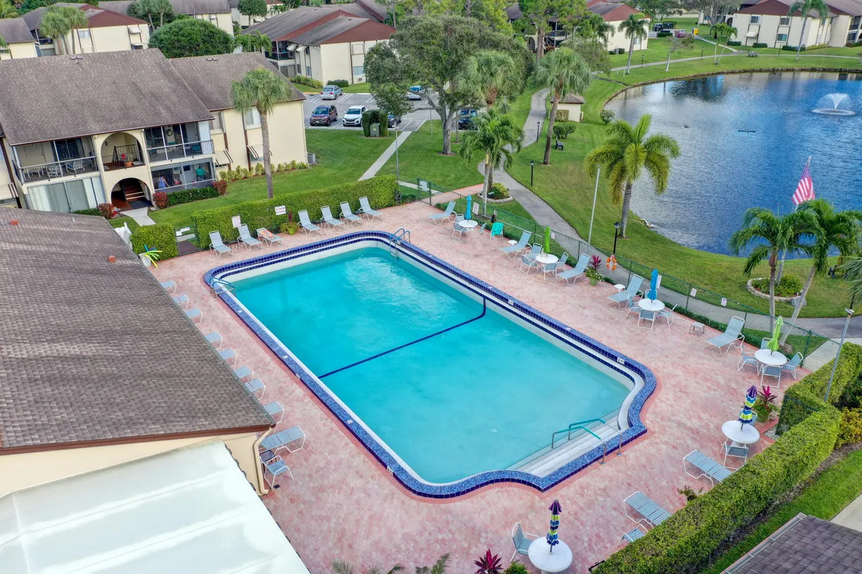 South Florida Real Estate | View 3586 La Playas Court, D-1 | 1 Bed, 1 Bath