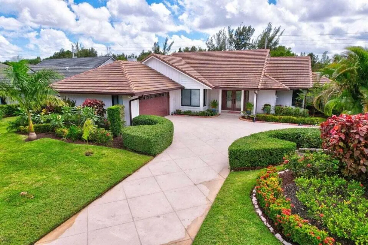 South Florida Real Estate | View 168 Thornton Drive | Listing