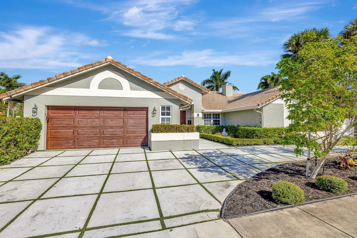 South Florida Real Estate | View 6 Indigo Terrace | 3 Beds, 2 Baths