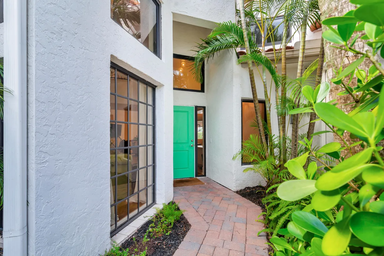 South Florida Real Estate | View 2379 Windsor Way Court | Listing