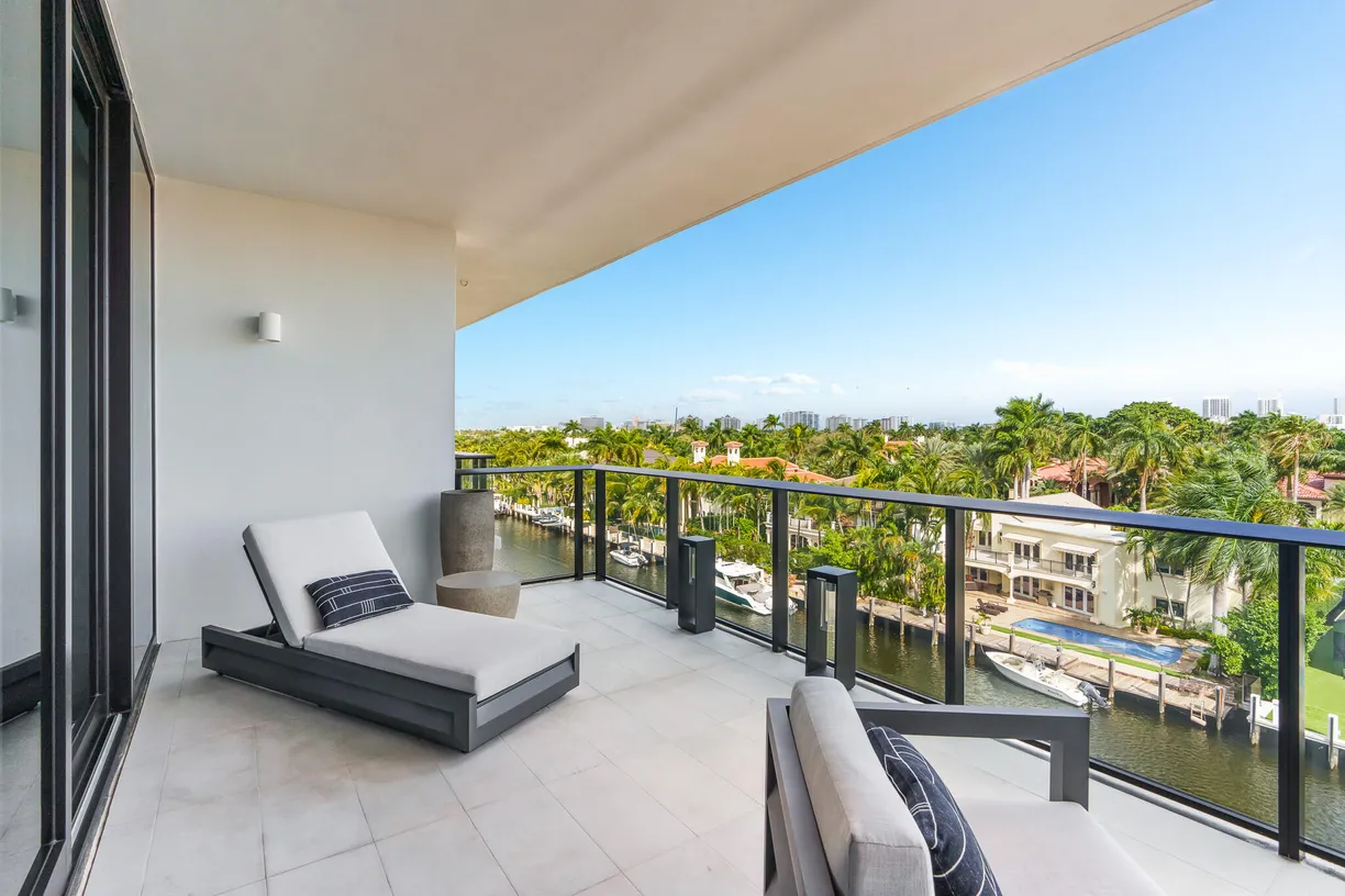 South Florida Real Estate | View 160 Marina Bay, Ph3 | Listing