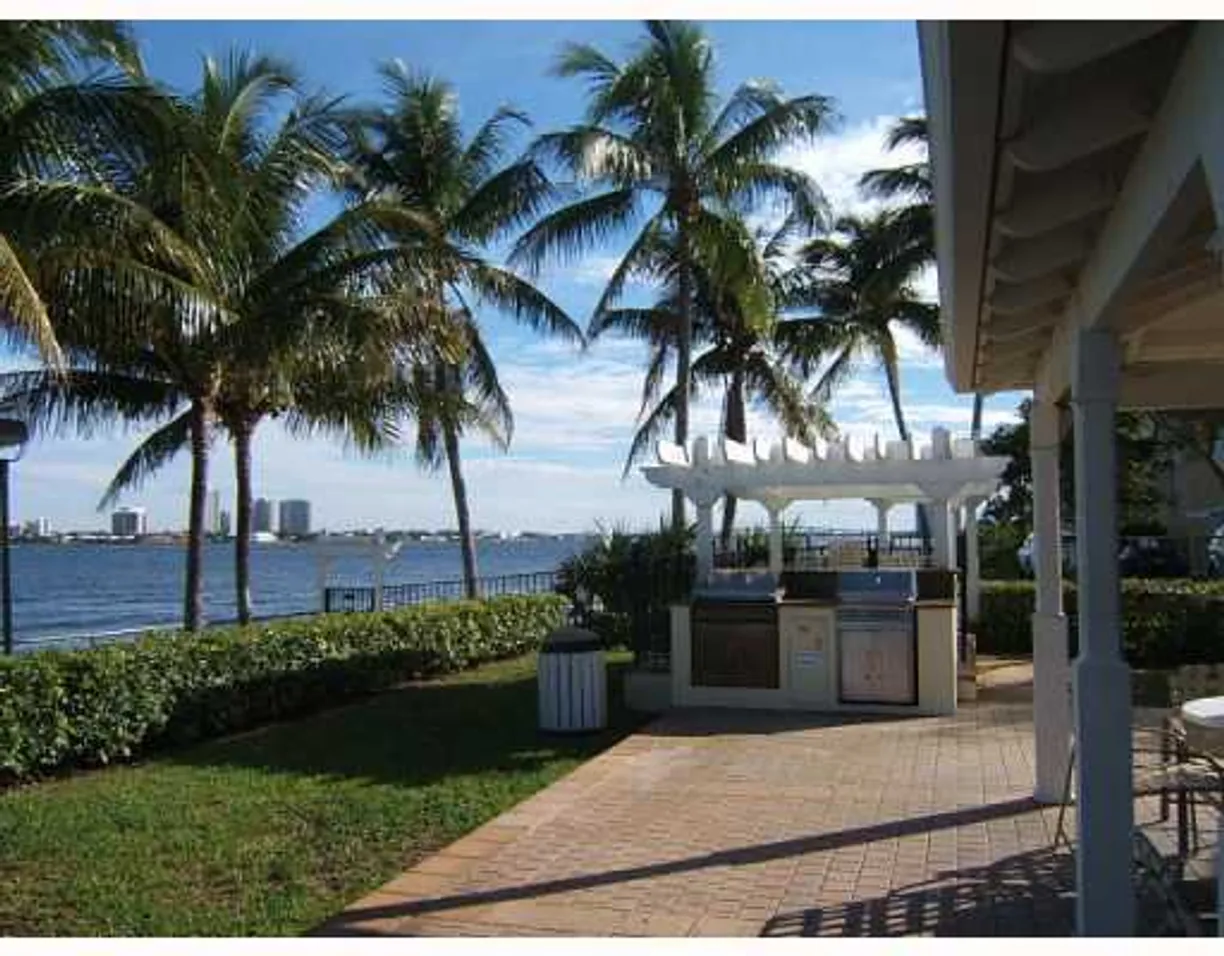 South Florida Real Estate | View 1015 Lake Shore 202 Drive, 202 | Listing