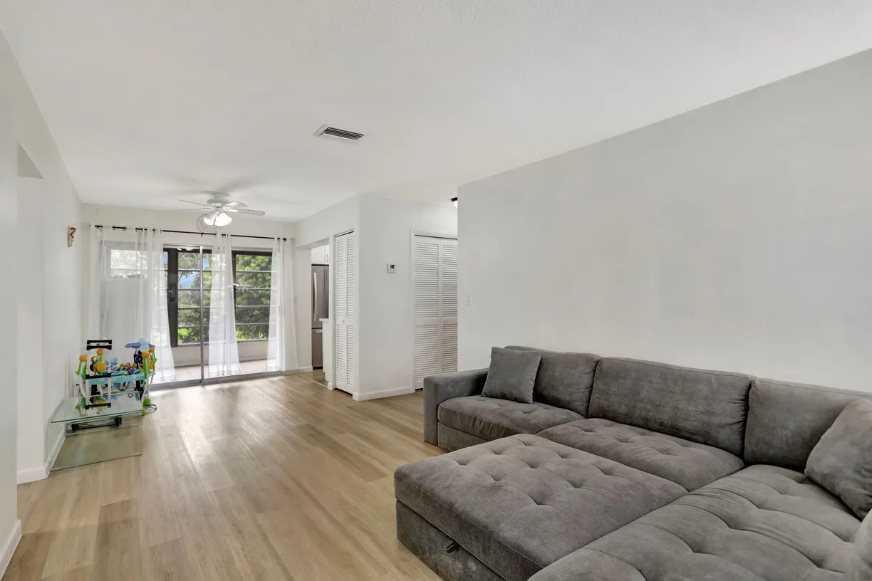 South Florida Real Estate | View 3930 Crystal Lake Drive, 209 | Listing
