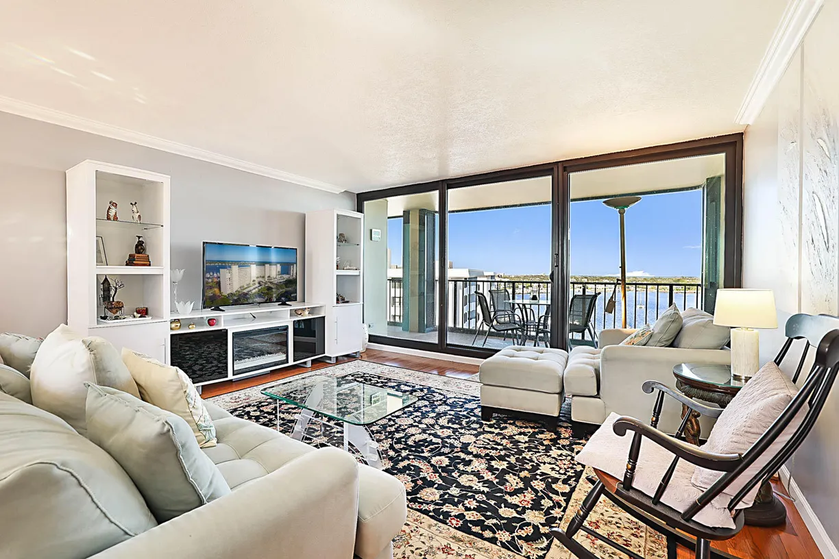 South Florida Real Estate | View 136 Lakeshore Drive, Ph 10 | Listing