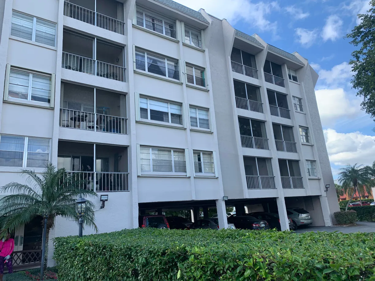 South Florida Real Estate | View 505 Spencer Drive, 410 | 2 Beds, 2 Baths