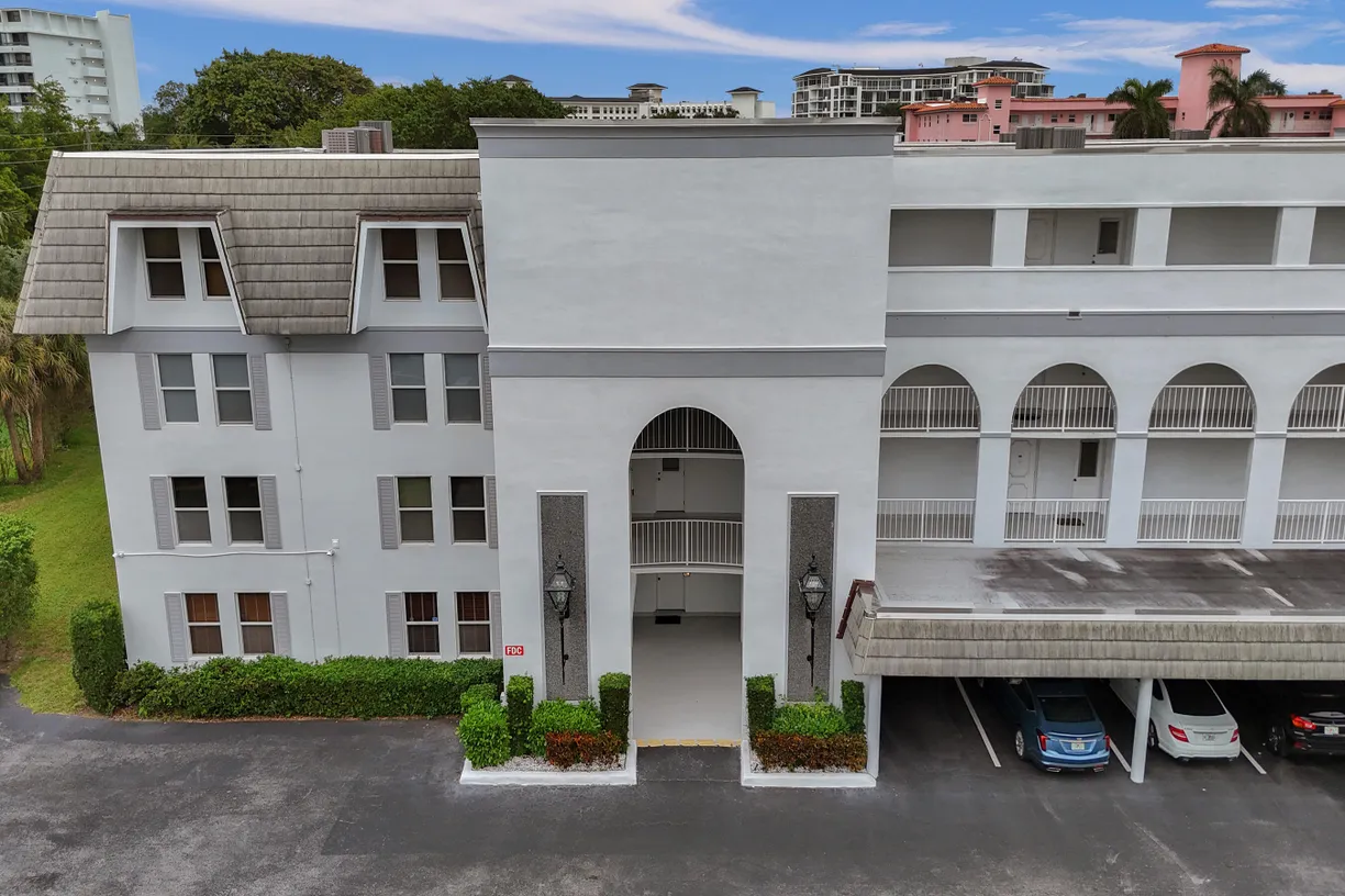 South Florida Real Estate | View 800 E Camino Real, 1010 | Listing