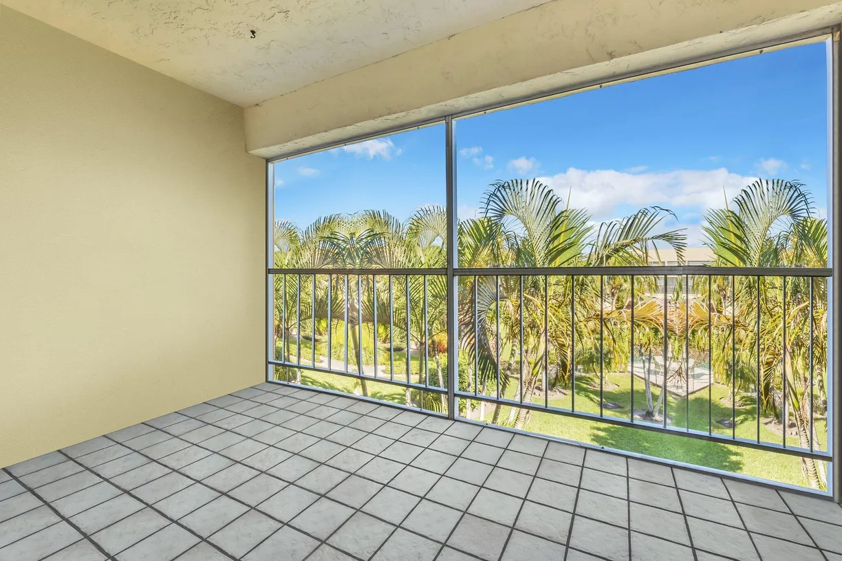South Florida Real Estate | View 6750 Royal Palm Boulevard, 310e | 1 Bed, 1 Bath