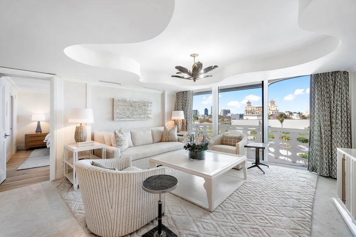 South Florida Real Estate | View 130 Sunrise Avenue, 616 | 1 Bed, 1 Bath