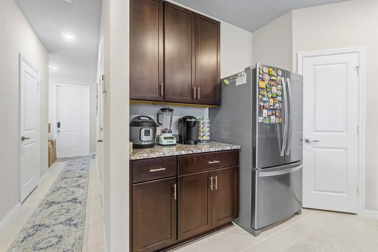 South Florida Real Estate | View 4062 Hot Springs Avenue | Listing
