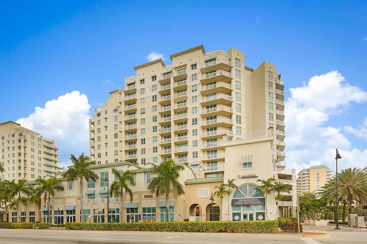 South Florida Real Estate | View 450 N Federal Highway, 503 | 1 Bed, 1 Bath