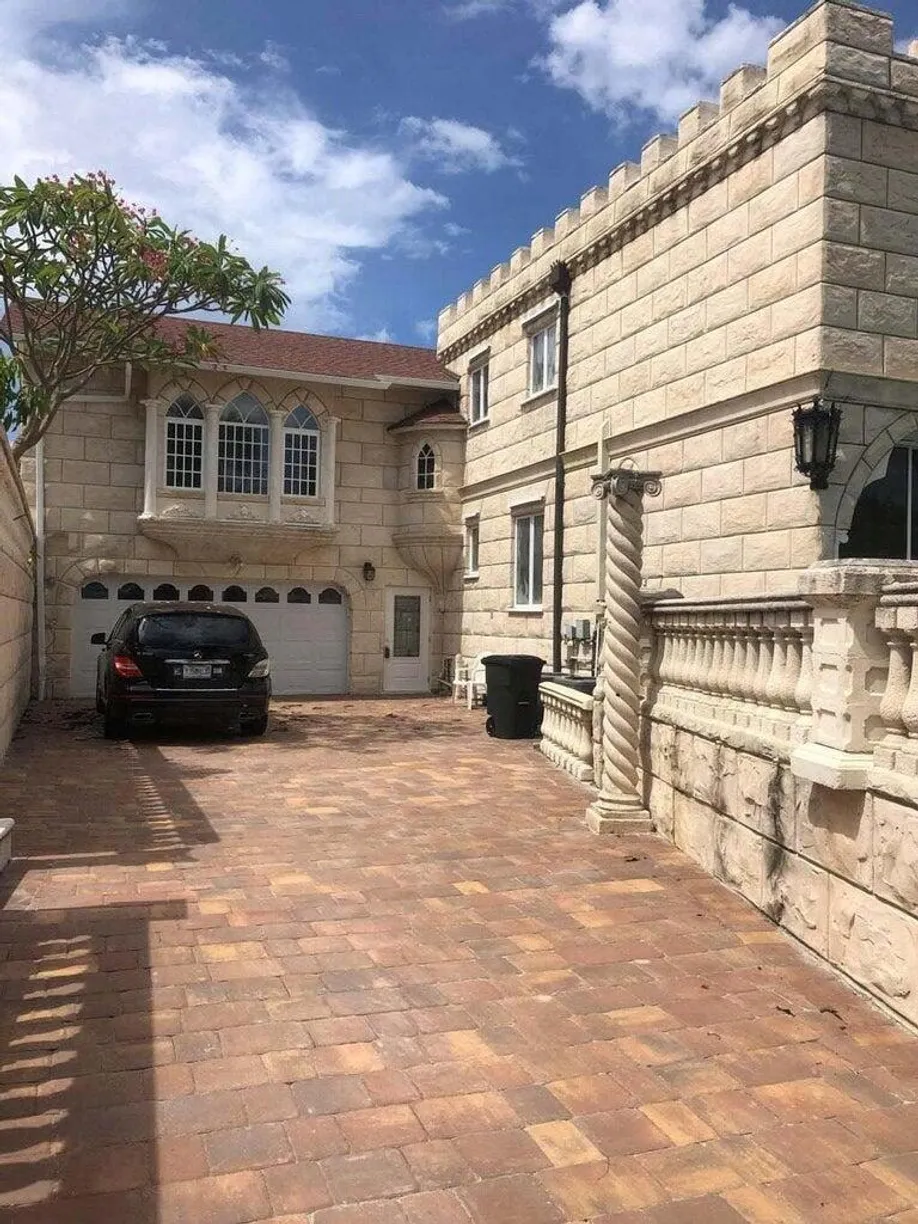 South Florida Real Estate | View 301 Ocean Drive | 1 Bed, 1 Bath