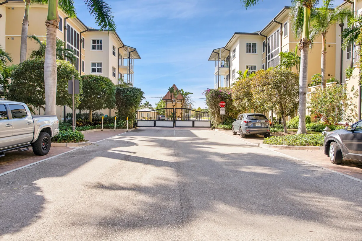 South Florida Real Estate | View 3960 N Flagler Drive, 301 | Listing