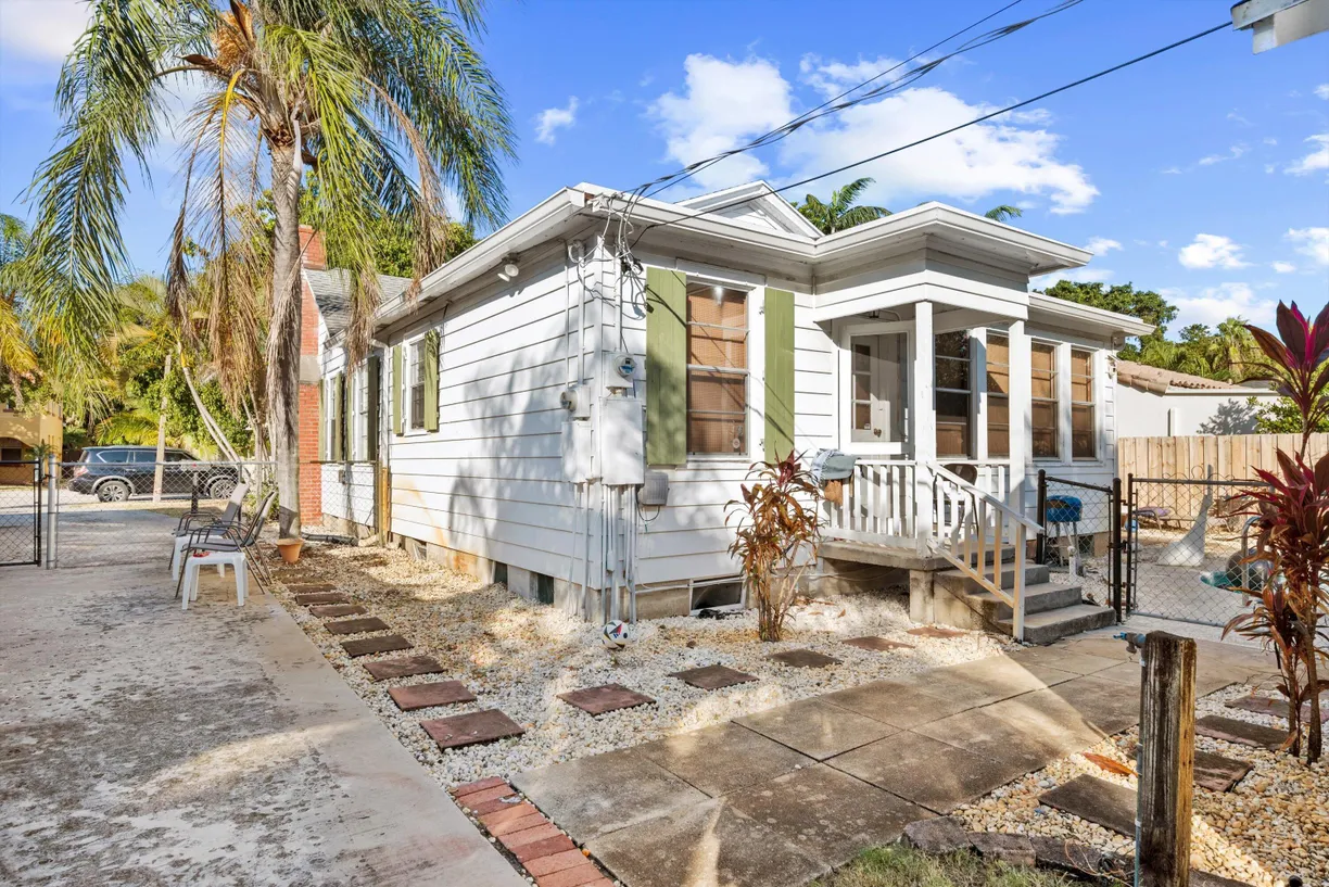 South Florida Real Estate | View 430 27th Street | Listing