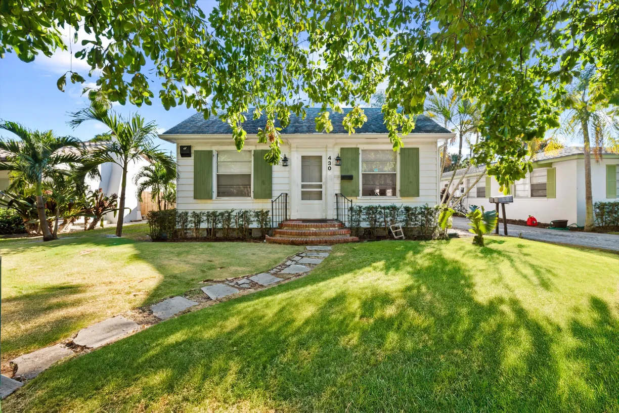 South Florida Real Estate | View 430 27th Street | 3 Beds, 1 Bath