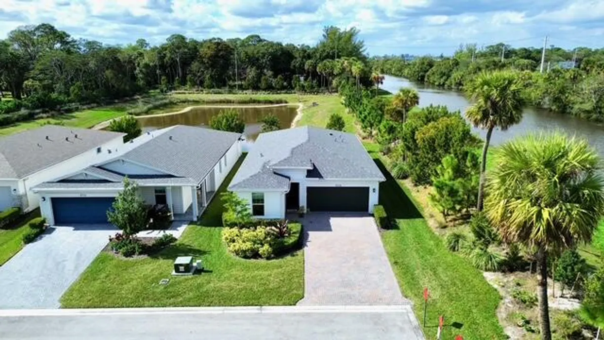 South Florida Real Estate | View 6716 Pointe Of Woods Drive | Listing