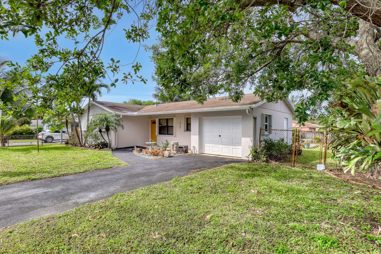 South Florida Real Estate | View 117 NW 3rd Street | Listing