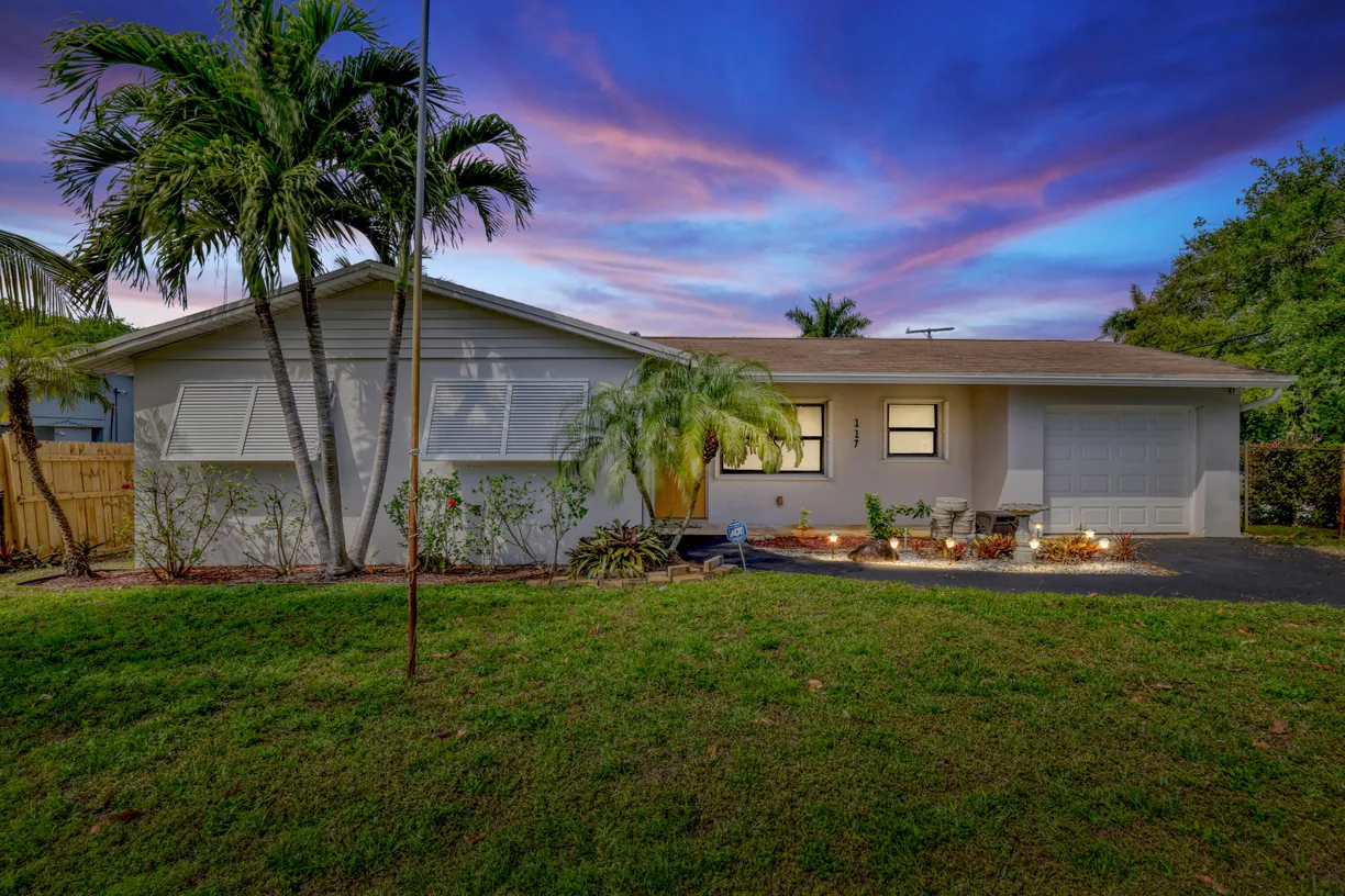 South Florida Real Estate | View 117 NW 3rd Street | Listing