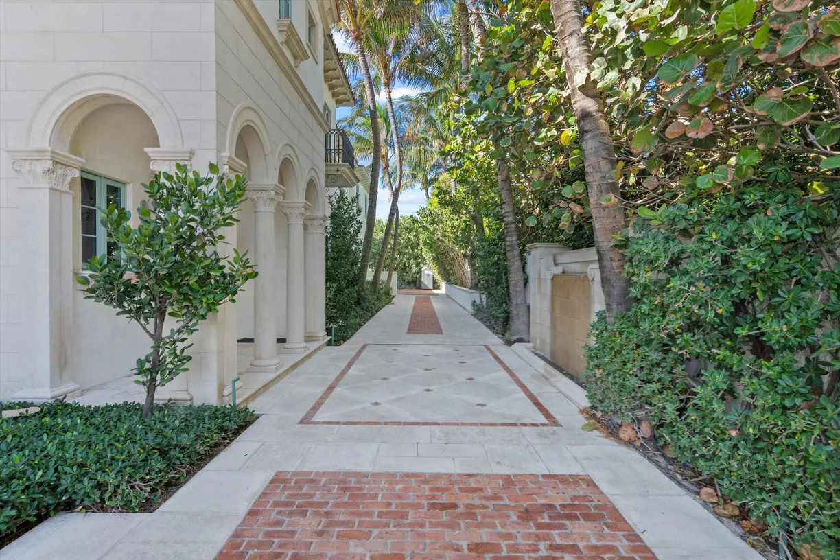 South Florida Real Estate | View 516 S Ocean Boulevard | Listing