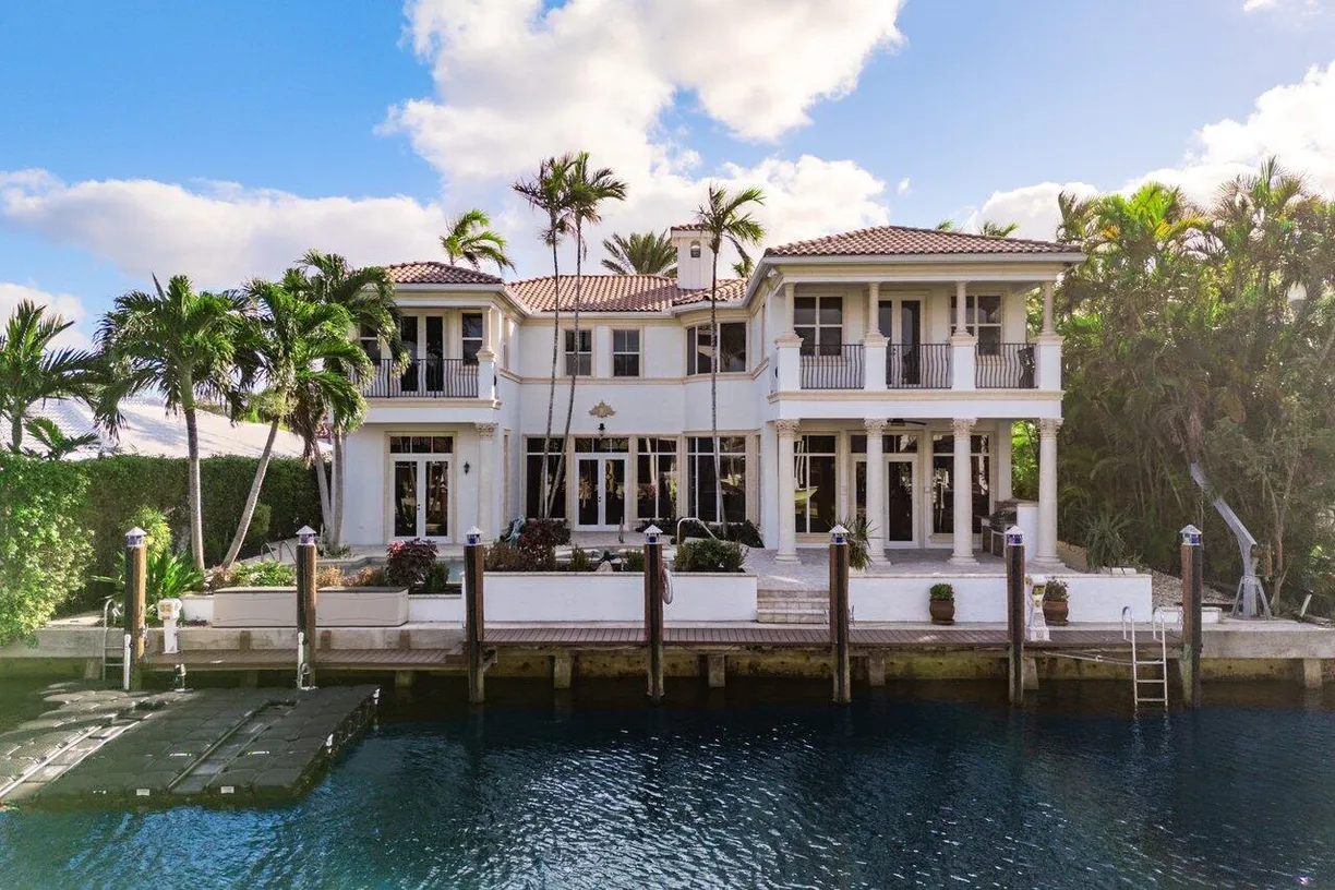 South Florida Real Estate | View 811 NE 33rd Street | 6 Beds, 5 Baths
