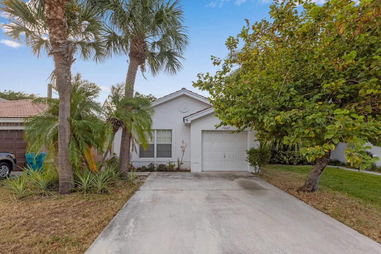 South Florida Real Estate | View 7067 Chesapeake Circle | 3 Beds, 2 Baths