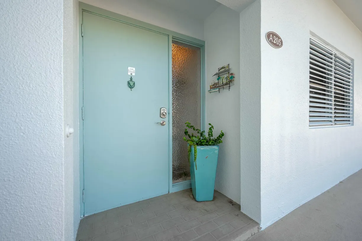 South Florida Real Estate | View 1550 NE Ocean Boulevard, A205 | Listing