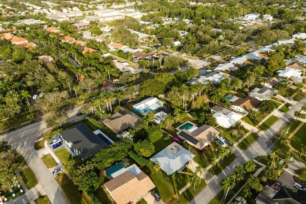 South Florida Real Estate | View 908 Prosperity Farms Road | Listing