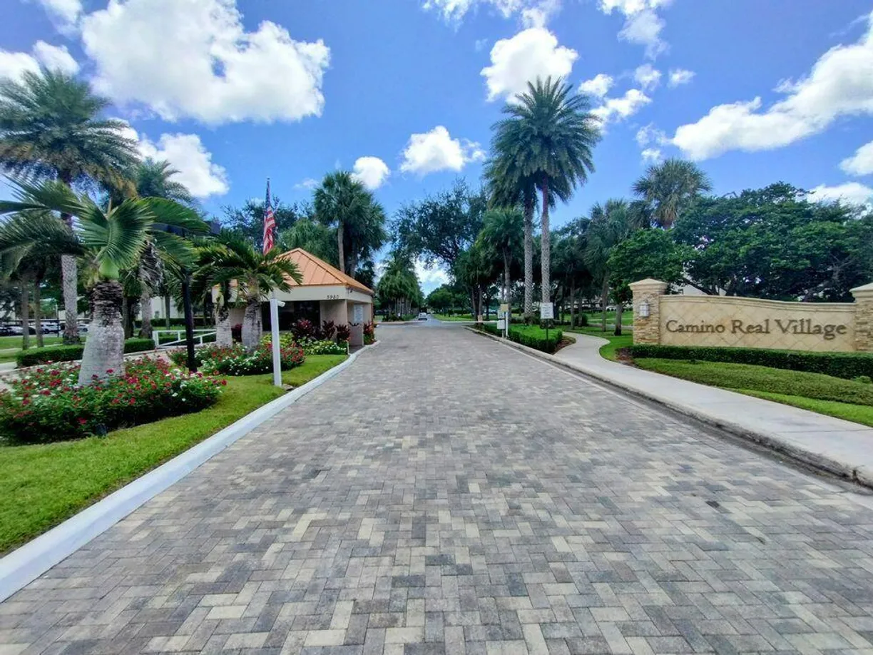 South Florida Real Estate | View 5750 Camino Del Sol, 406 | 2 Beds, 2 Baths