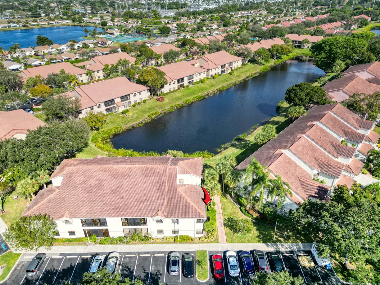 South Florida Real Estate | View 5258 Europa Drive, H | 3 Beds, 2 Baths
