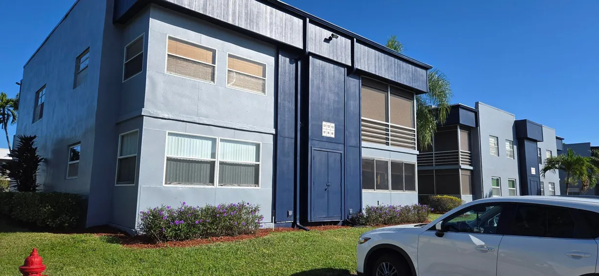 South Florida Real Estate | View 122 Burgundy C | 1 Bed, 1 Bath
