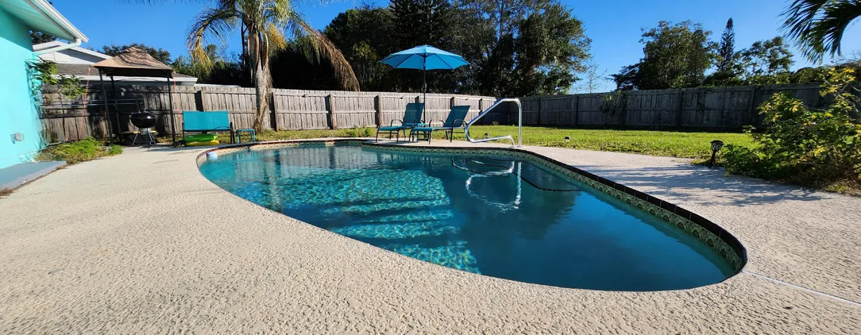 South Florida Real Estate | View 1480 SE Vesthaven Circle | 3 Beds, 2 Baths
