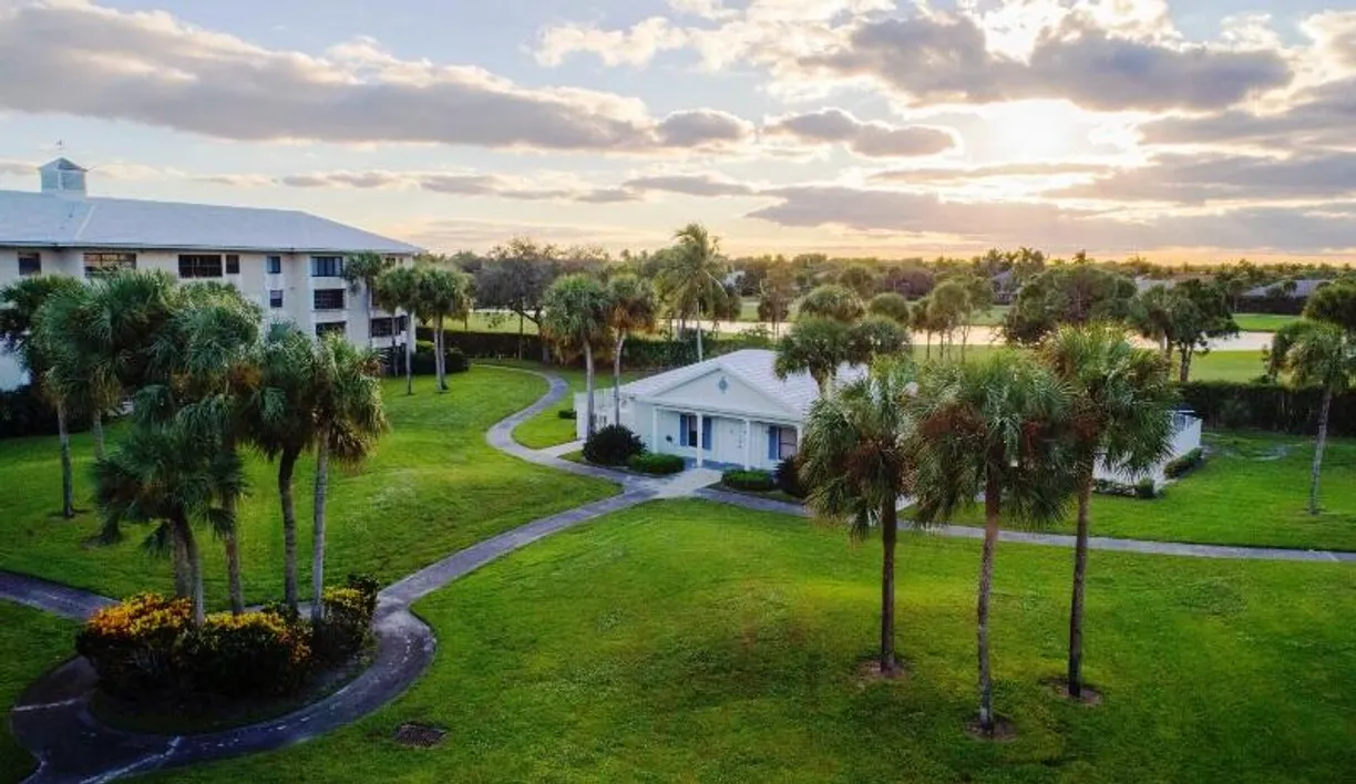 South Florida Real Estate | View 3511 Village Boulevard, 402 | 2 Beds, 2 Baths
