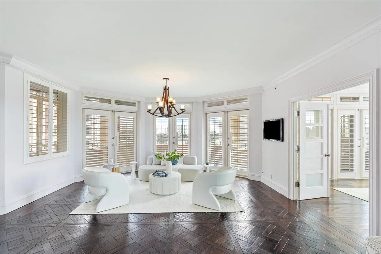 South Florida Real Estate | View 300 SE 5th Avenue, 6140 | Listing