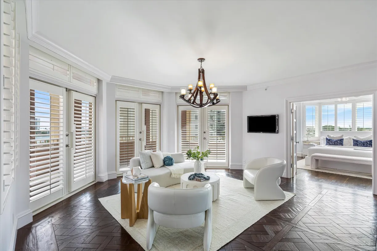 South Florida Real Estate | View 300 SE 5th Avenue, 6140 | 3 Beds, 3 Baths