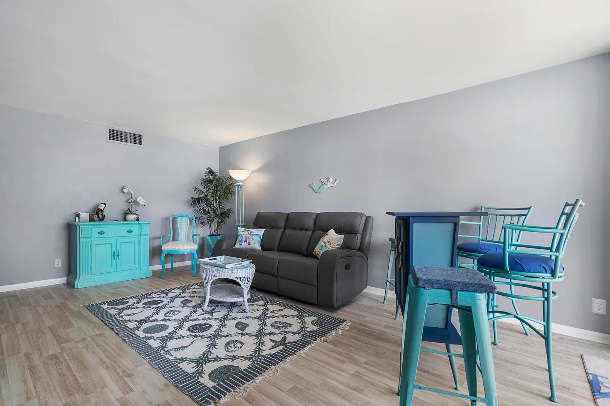 South Florida Real Estate | View 2525 Florida Boulevard, 130 | Listing