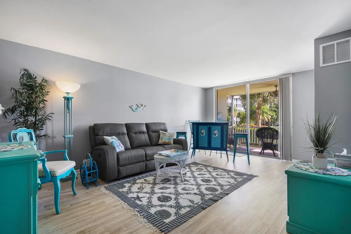 South Florida Real Estate | View 2525 Florida Boulevard, 130 | 1 Bed, 1 Bath