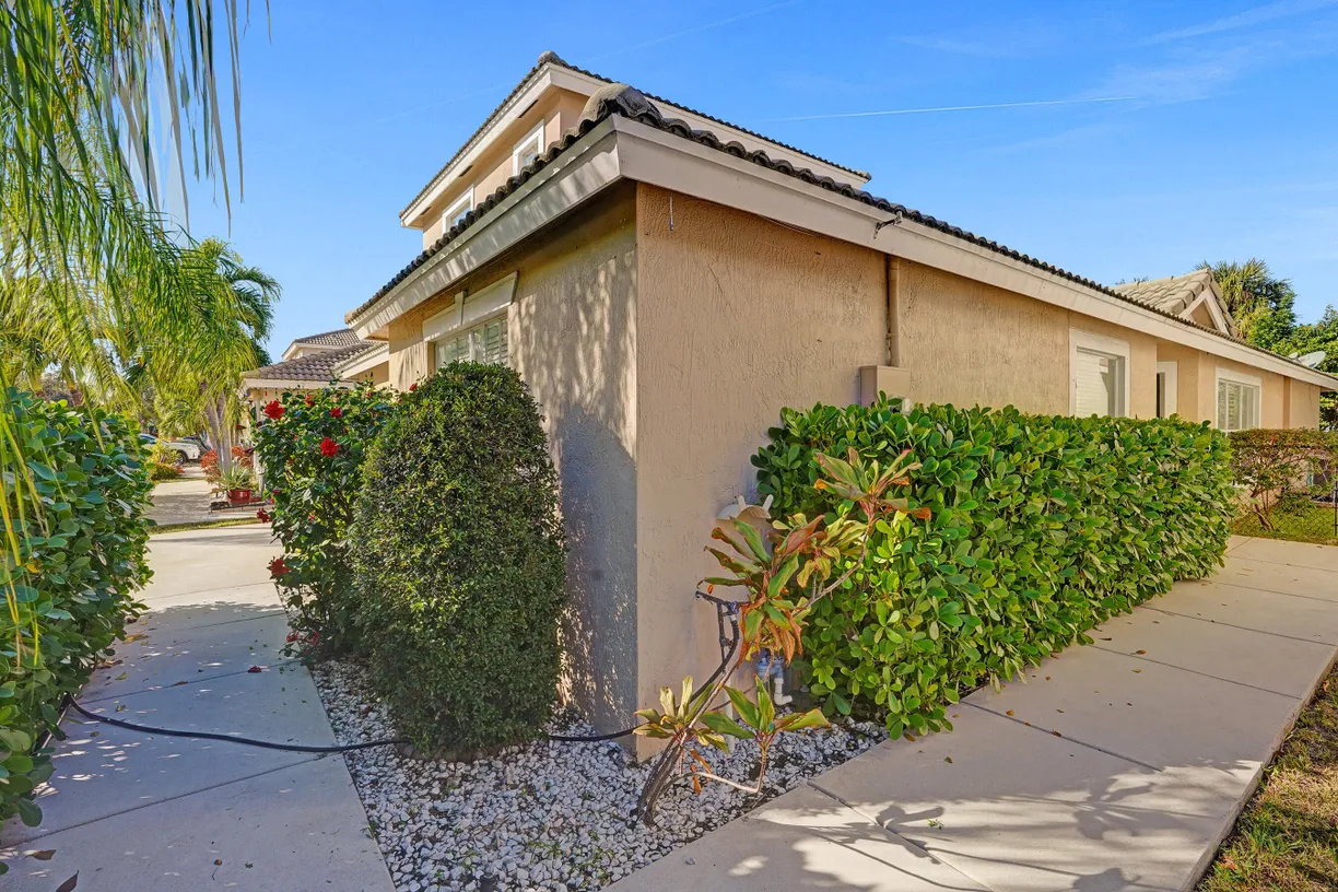 South Florida Real Estate | View 4887 Lombard Pass Drive | Listing