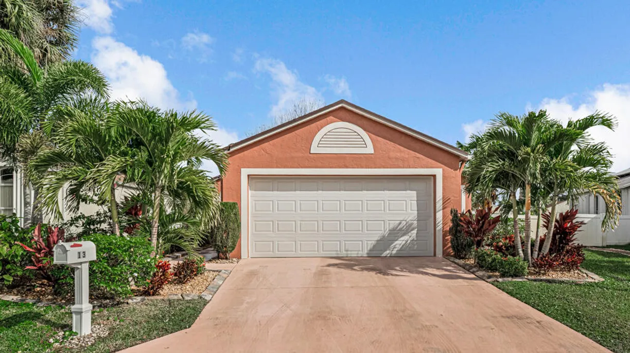 South Florida Real Estate | View 13 Bentwater Circle | 3 Beds, 2 Baths