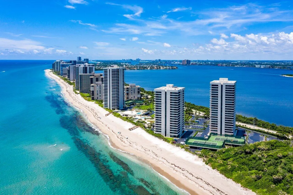 South Florida Real Estate | View 5540 N Ocean Drive, 1c | 2 Beds, 2 Baths