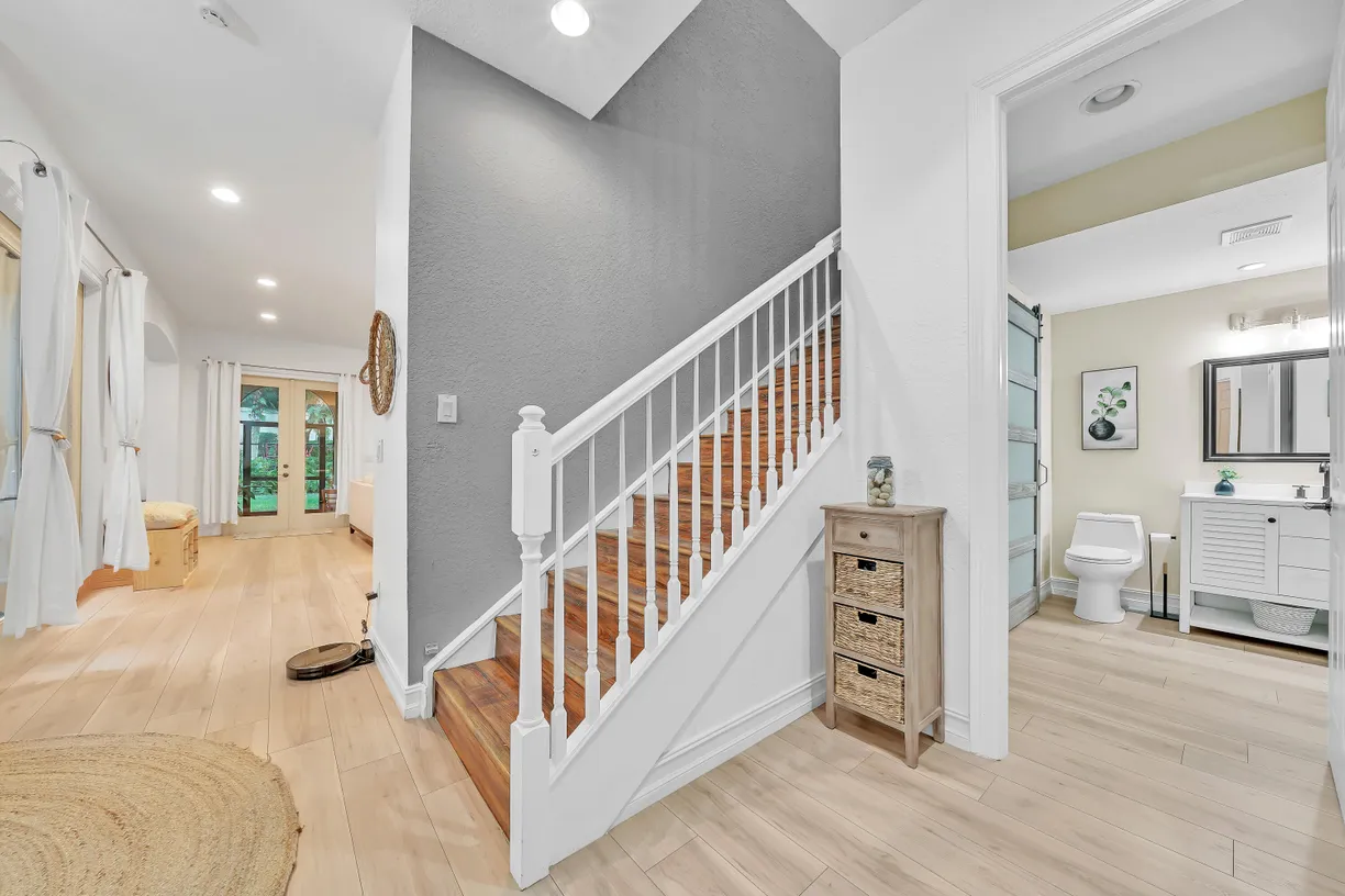 South Florida Real Estate | View 866 Taft Court | Listing