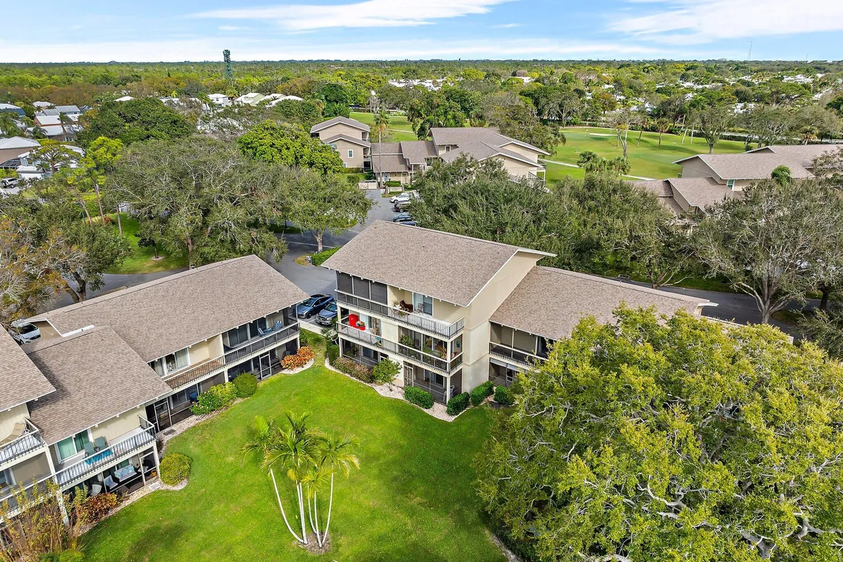 South Florida Real Estate | View 18390 SE Wood Haven Lane, D | Listing