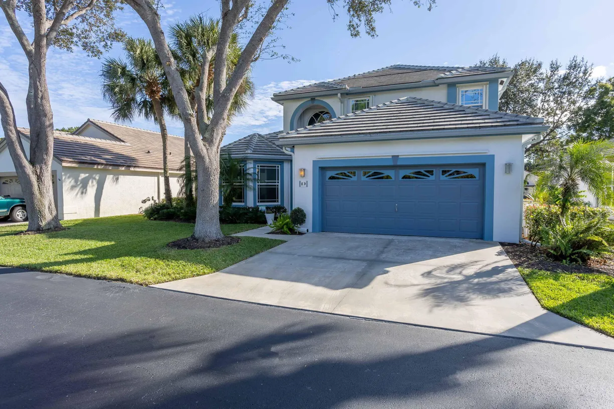 South Florida Real Estate | View 10 Lawrence Lake Drive | 4 Beds, 2 Baths