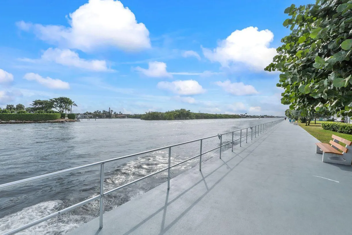 South Florida Real Estate | View 210 Horizons, 109 | 1 Bed, 1 Bath