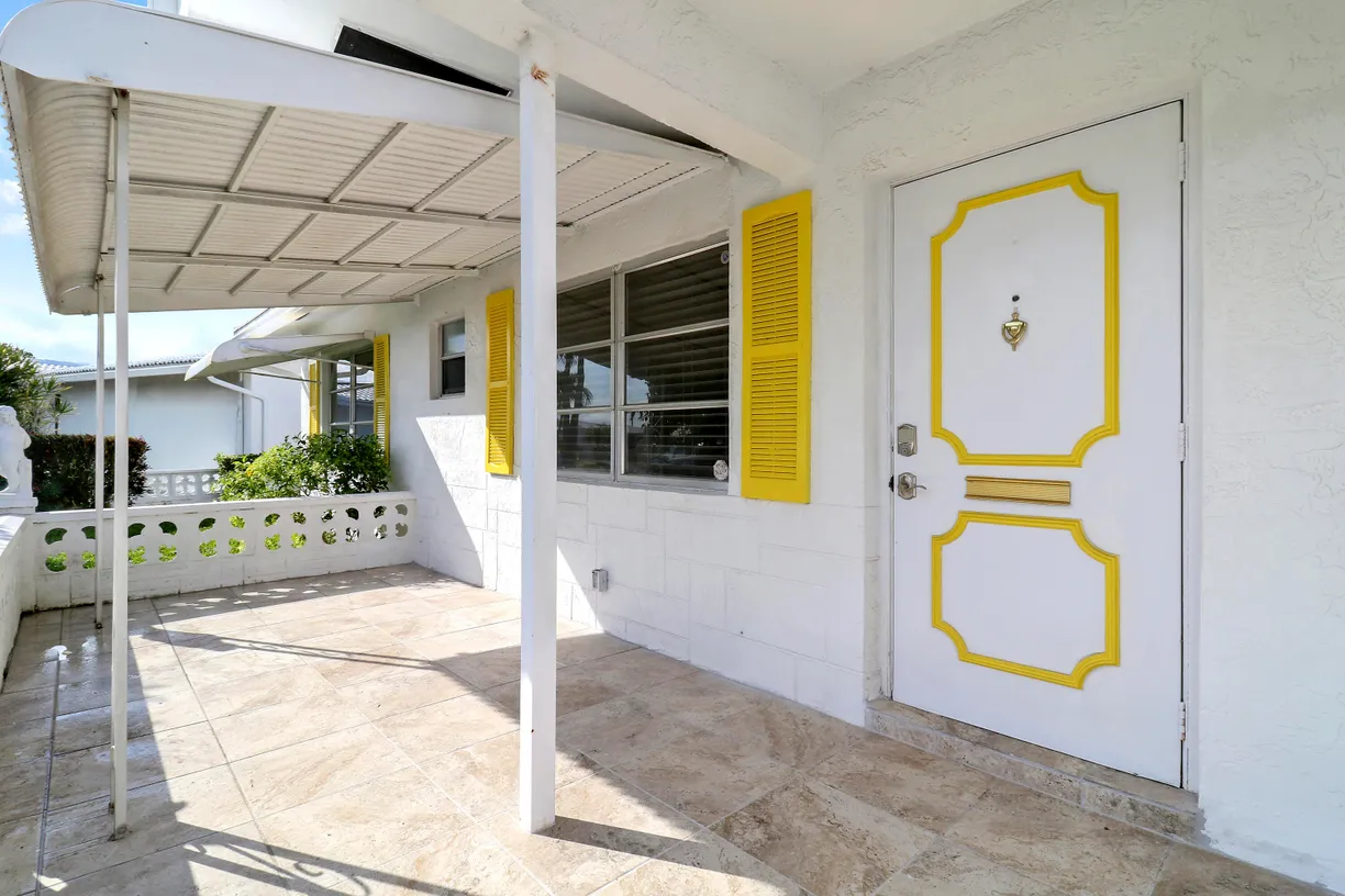South Florida Real Estate | View 2015 Vastine Drive | Listing
