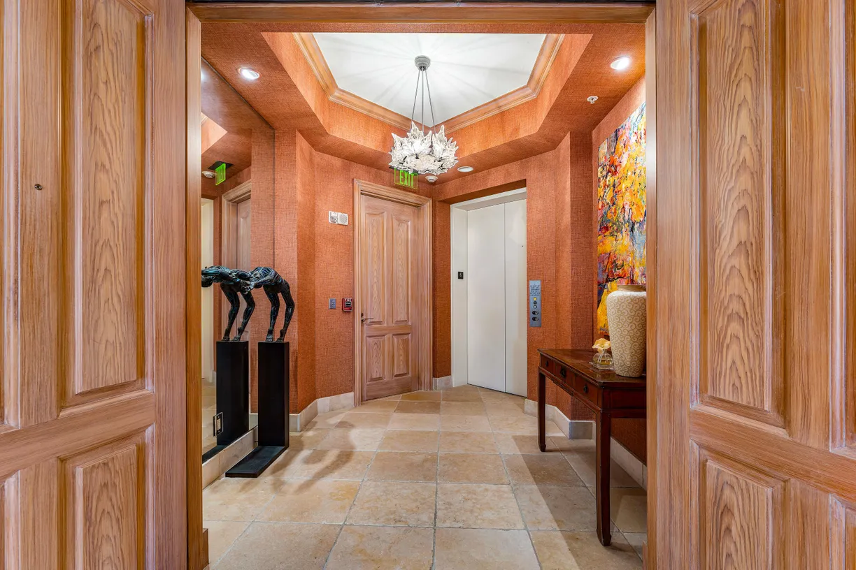 South Florida Real Estate | View 622 N Flagler Drive, 604 | Listing