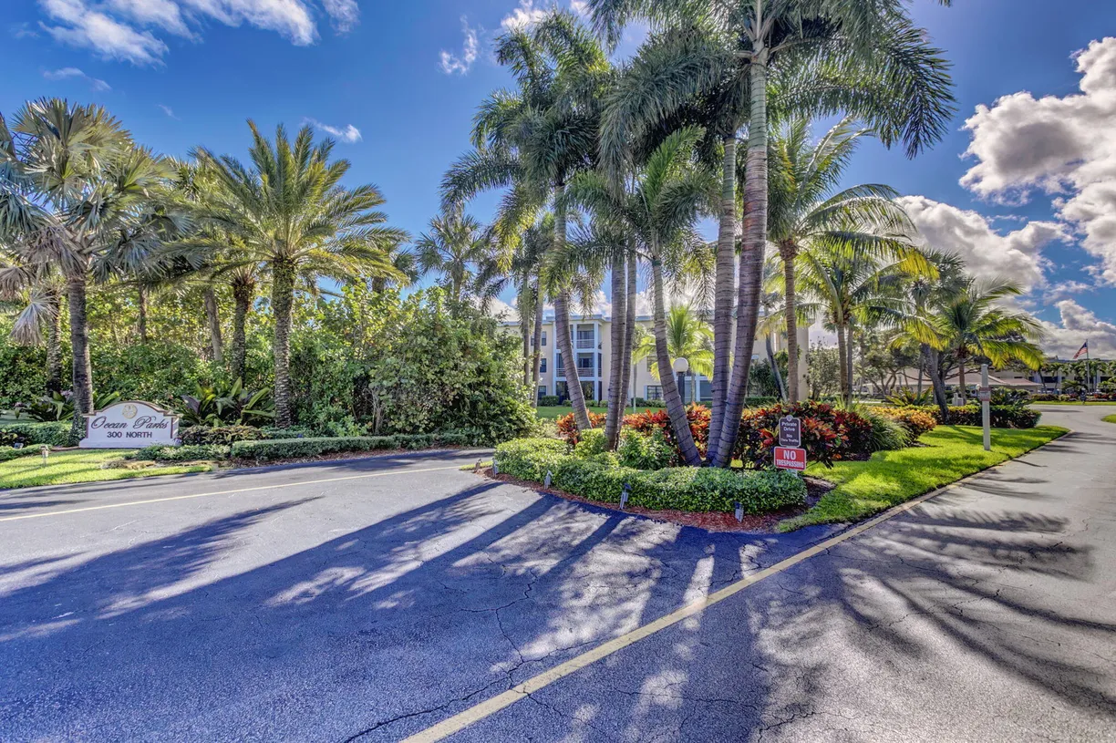South Florida Real Estate | View 300 N A1a, 403 O | Listing