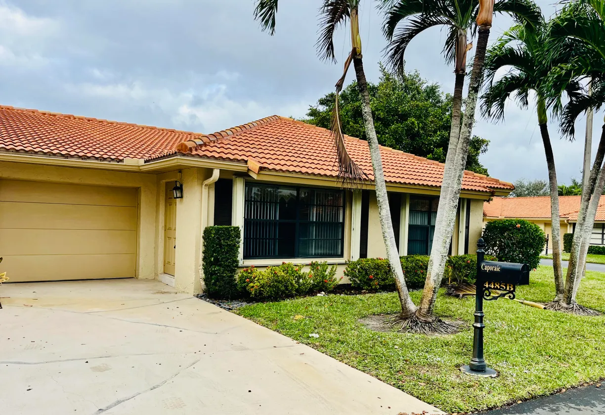 South Florida Real Estate | View 4485 Nutmeg Tree Lane, B | 2 Beds, 2 Baths